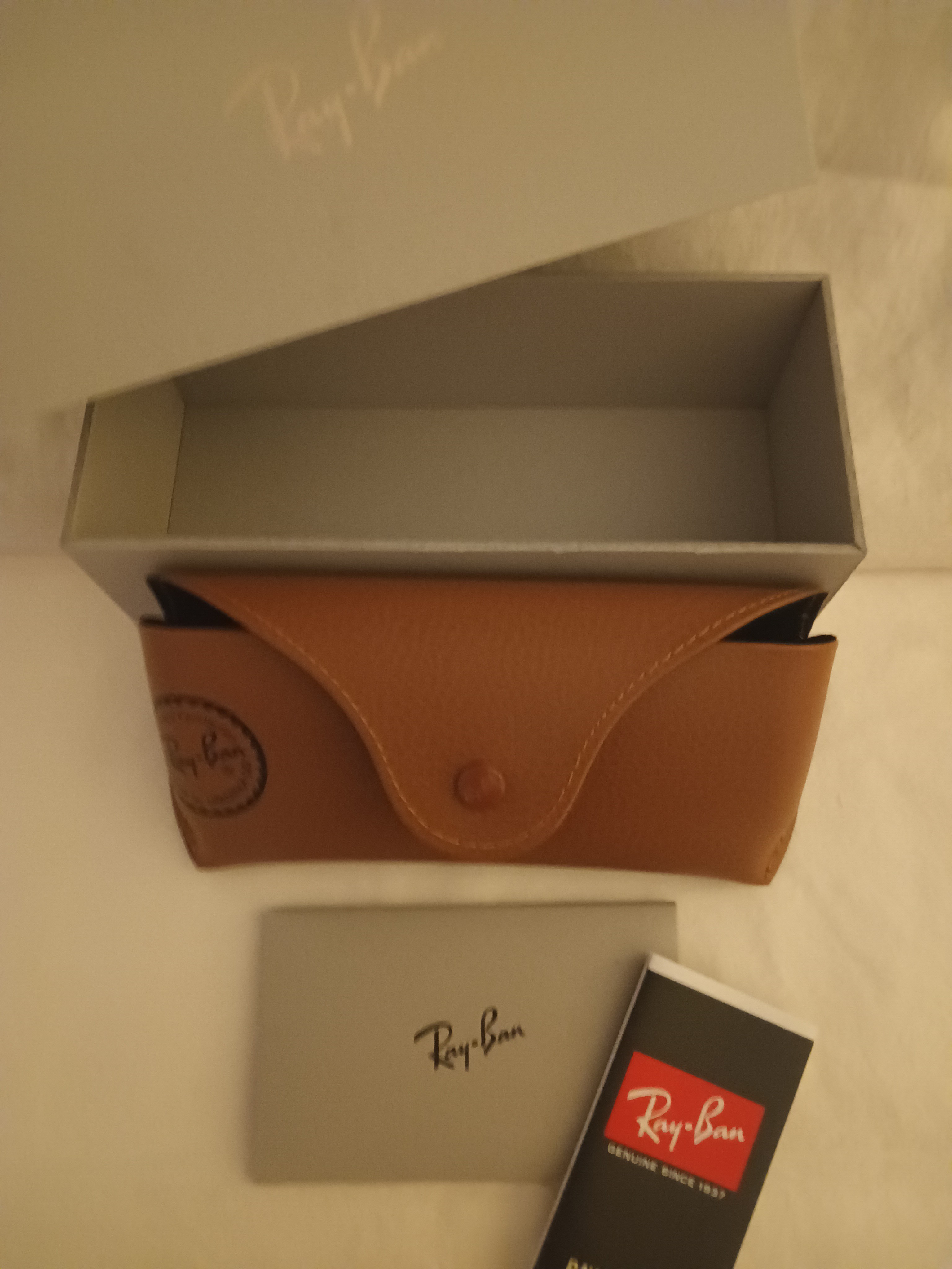 RayBan Brown Leather Sunglasses Case With Box And Booklet